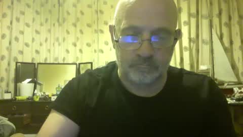 Snapshot of f1zzeek chatting on 05-21-26, 10:50 f1zzeek online show from 05-21-26, 10:50