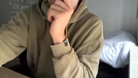 Snapshot of fabian_196 chatting on 12-03-24, 11:55 Call me bitch online show from 12-03-24, 11:55