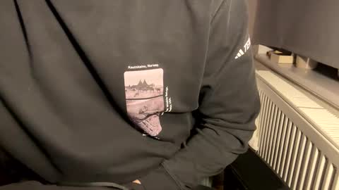 Snapshot of fabian_196 chatting on 03-12-25, 06:00 Call me bitch online show from 03-12-25, 06:00