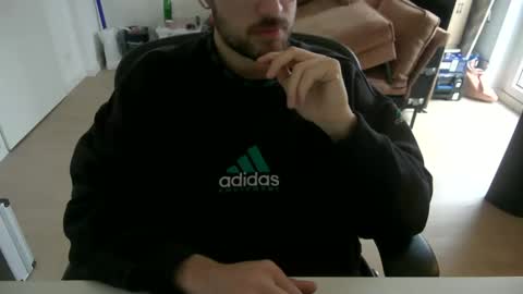 Snapshot of fabian_196 chatting on 01-09-26, 10:40 Call me bitch online show from 01-09-26, 10:40