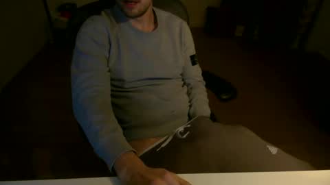 Snapshot of fabian_196 chatting on 02-05-26, 05:17 Call me bitch online show from 02-05-26, 05:17