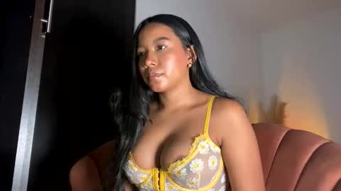 Thianna online show from 11-13-25, 09:19