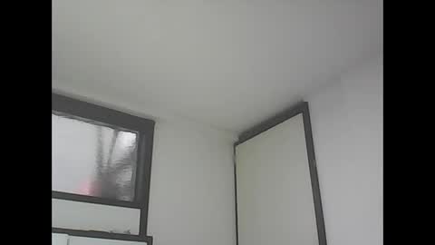 Snapshot of fabiar11 chatting on 10-14-25, 04:19 R online show from 10-14-25, 04:19