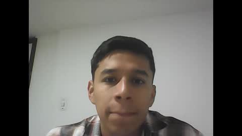 Snapshot of fabiar11 chatting on 11-14-25, 09:57 R online show from 11-14-25, 09:57