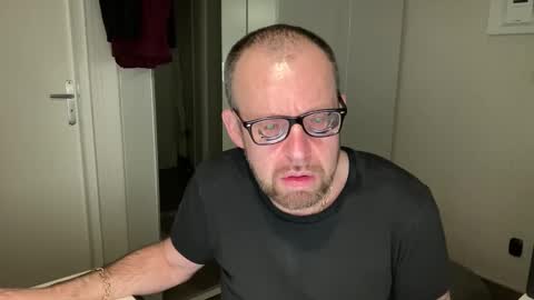 Snapshot of fabiothick chatting on 10-29-25, 11:50 fabiothick online show from 10-29-25, 11:50