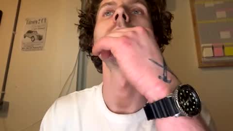 Snapshot of fabius1995 chatting on 02-08-26, 08:45 fabius1995 online show from 02-08-26, 08:45