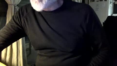 Snapshot of fabro45 chatting on 02-24-25, 06:47 Fabro online show from 02-24-25, 06:47