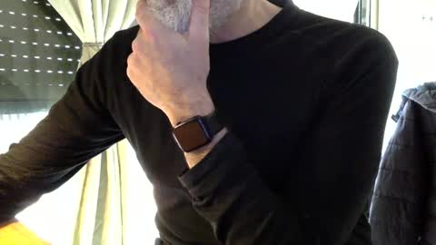 Snapshot of fabro45 chatting on 03-08-25, 09:06 Fabro online show from 03-08-25, 09:06