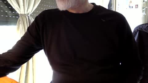 Snapshot of fabro45 chatting on 03-12-25, 08:08 Fabro online show from 03-12-25, 08:08