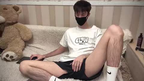 Snapshot of faceless_man20 chatting on 01-24-25, 04:28 faceless online show from 01-24-25, 04:28