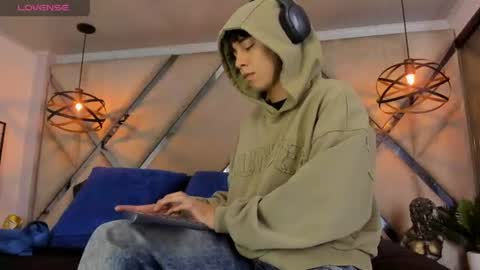 faceofbabyyy online show from 06-17-26, 04:04