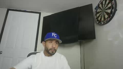 Mark online show from 10-20-25, 09:32