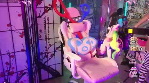 Fae and Cheta online show from 07-06-26, 10:45