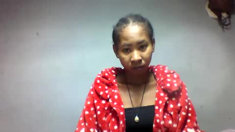 faiqua95 online show from 04-26-26, 01:47