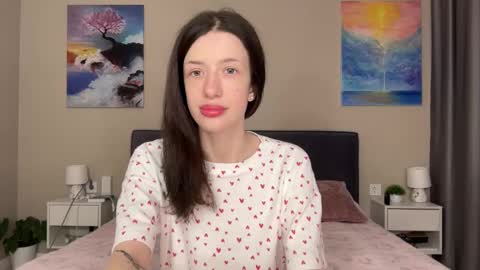Snapshot of fairy_bloomix chatting on 02-18-25, 10:49 Bloom online show from 02-18-25, 10:49
