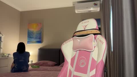 Snapshot of fairy_bloomix chatting on 09-24-25, 01:36 Bloom online show from 09-24-25, 01:36