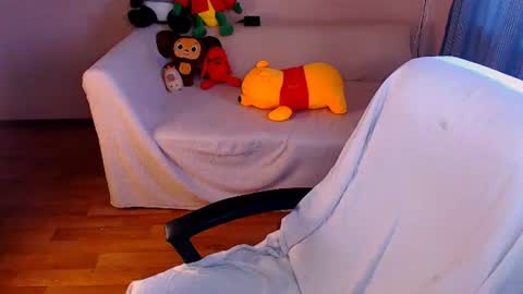 Elli  online show from 06-27-26, 03:28