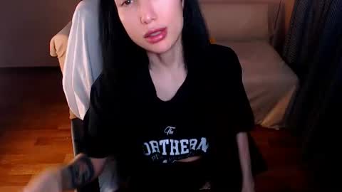 Elli  online show from 07-20-26, 07:05