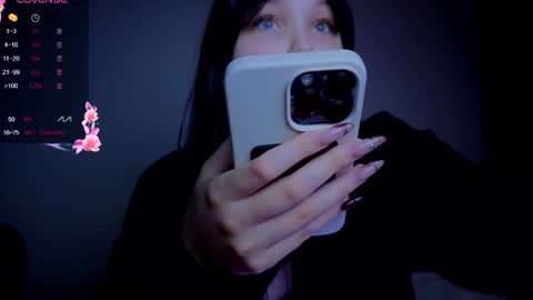 Snapshot of fairy_mairy chatting on 10-17-25, 03:53 Mairy online show from 10-17-25, 03:53