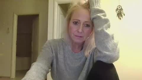 Snapshot of fairy_nightmare chatting on 11-06-25, 09:05 Fairy NightMary online show from 11-06-25, 09:05