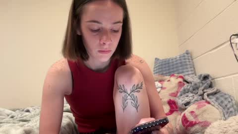 Snapshot of faithluvv07 chatting on 04-13-26, 11:21 FAITHH online show from 04-13-26, 11:21