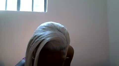 faizah_ online show from 08-05-26, 10:29