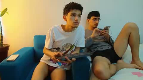 FallGays online show from 07-17-26, 03:07