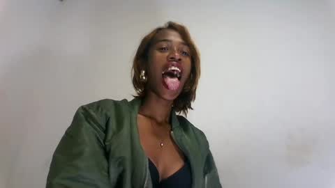 fallinah01 online show from 07-31-26, 05:29