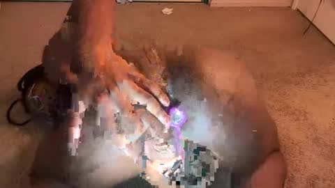 Snapshot of family1secret chatting on 11-08-25, 12:33 family1secret online show from 11-08-25, 12:33