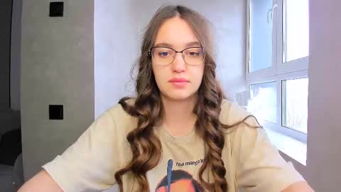 Snapshot of fancy_bunny chatting on 02-17-25, 06:42 fancy bunny online show from 02-17-25, 06:42