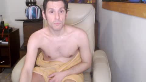 Fan Friction online show from 03-18-26, 05:43