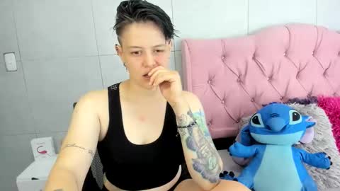 FANNY online show from 11-11-25, 02:00