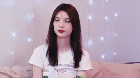 Kim online show from 01-10-25, 07:11