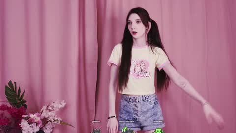 Kim online show from 01-20-25, 07:14