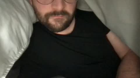 Snapshot of fantacyland chatting on 12-31-24, 10:58 Alex online show from 12-31-24, 10:58