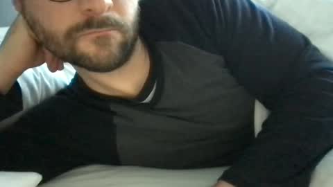 Snapshot of fantacyland chatting on 01-10-25, 11:43 Alex online show from 01-10-25, 11:43