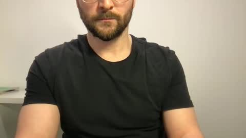 Snapshot of fantacyland chatting on 01-29-25, 04:52 Alex online show from 01-29-25, 04:52