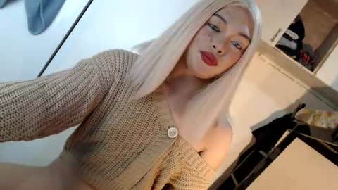 DANIELLA - DONT FORGET TO GIVE ME A THUMBSU UP online show from 07-25-26, 11:02