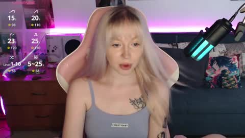 Lisa online show from 04-11-26, 09:35