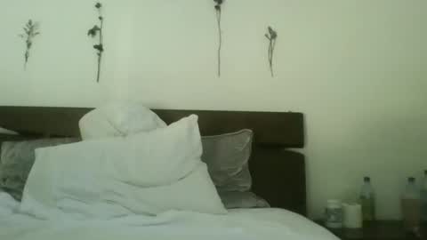 fantasycreampuff666 online show from 06-17-26, 01:45