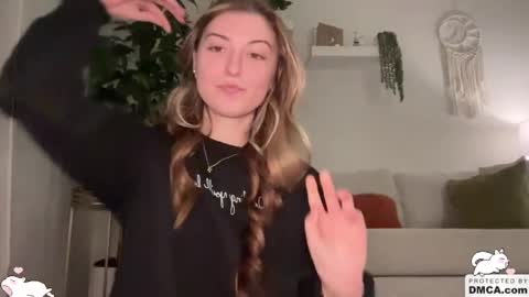 Ella online show from 03-01-25, 12:12