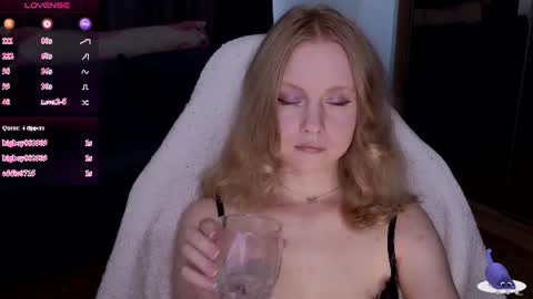Snapshot of fantasymaria chatting on 06-20-26, 06:00 my name is Masha online show from 06-20-26, 06:00