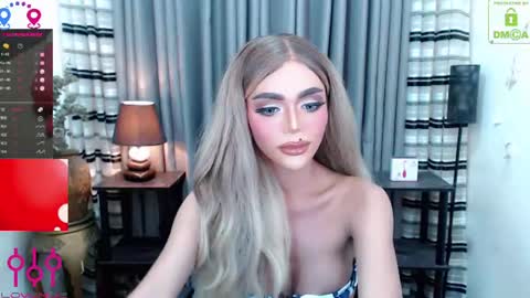Snapshot of fantasyofsex chatting on 07-30-26, 01:37 YASI online show from 07-30-26, 01:37