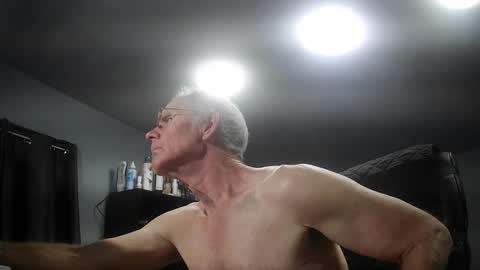 fantasyresort online show from 12-01-25, 04:06