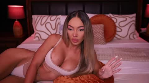 Snapshot of fantasystudiox chatting on 03-22-26, 10:46 Carmina online show from 03-22-26, 10:46