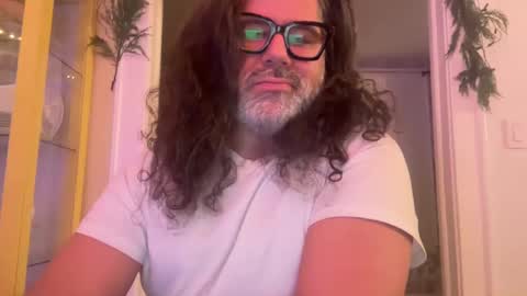 Snapshot of fapjacks44 chatting on 12-18-24, 04:42 Fapjacks44 online show from 12-18-24, 04:42