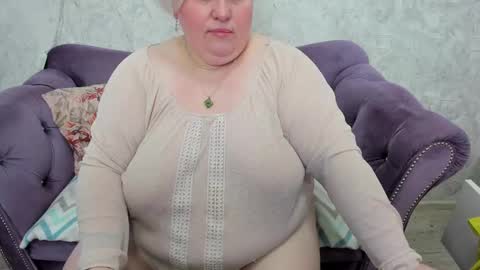 fashiona online show from 02-04-25, 07:29