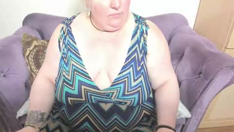 fashiona online show from 11-06-25, 10:49