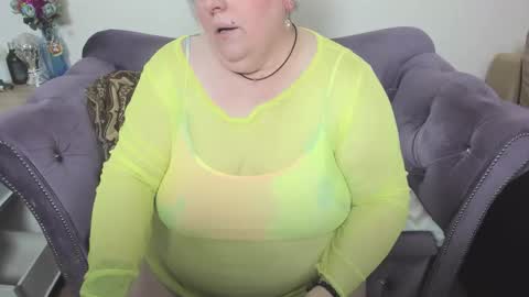 fashiona online show from 02-14-26, 12:02