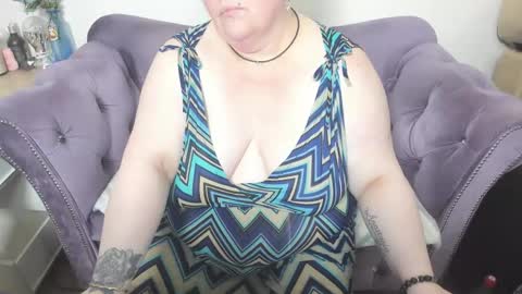 fashiona online show from 03-21-26, 11:19